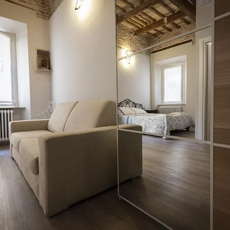 Nuvole E Rondini Bed & Breakfast Recanati